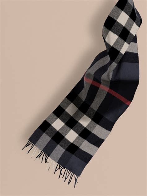 burberry sciarpe personalizzata cashmere|burberry scarves for women.